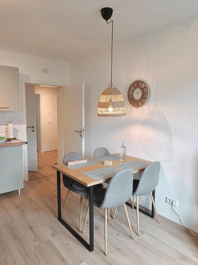 Bright And Central With 2 Beds Incl Workspace Apartment Bochum Ngoại thất bức ảnh